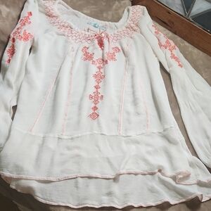 Maurices White and Pink Embroidered Blouse